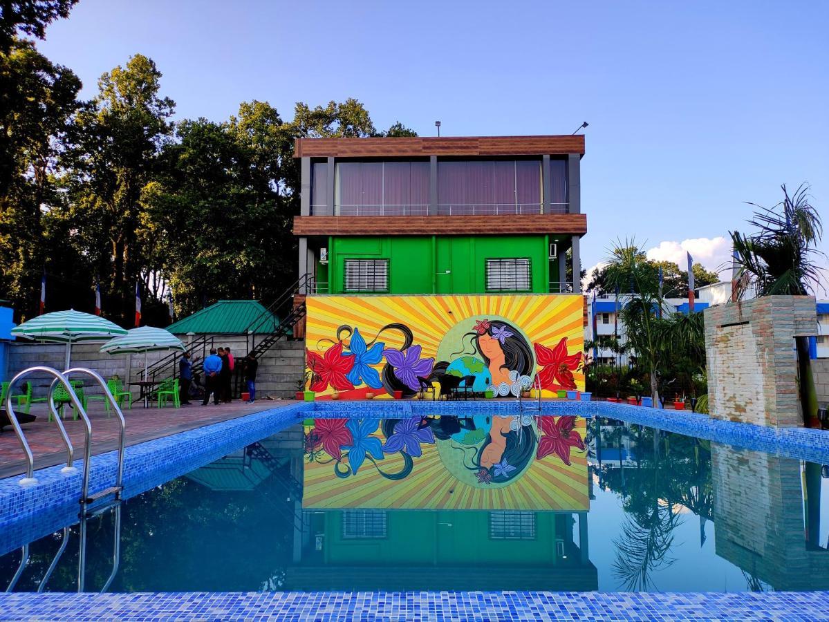 Green Vista Resort Chālsa エクステリア 写真